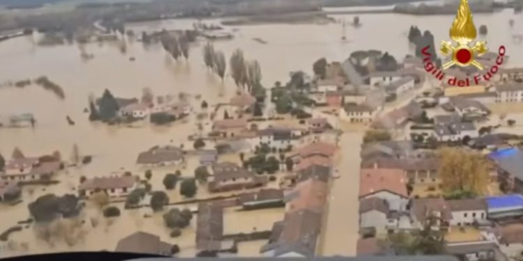 Strašno nevrijeme pogodilo susjedstvo: Za Hrvatsku upaljeni meteoalarmi