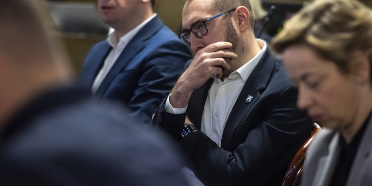 Tomašević kreće u zabranu ‘ZDS’, pljušte burne reakcije: ‘Politička cenzura iz bivših vremena’