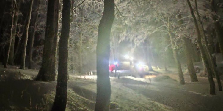 Trojica planinara zaglavila u mećavi na Bijelim stijenama, HGSS ih spašavao šest sati: ‘Zatekli smo ih potpuno promrzle’