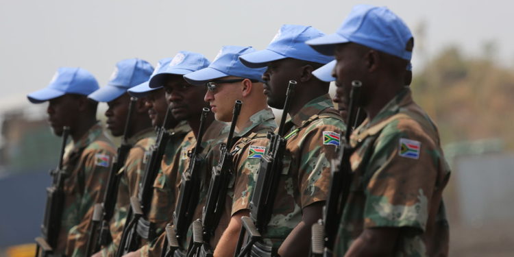 Trump ne odustaje od spora s Južnom Afrikom zbog navodnog sustavog ubijanja bijelaca