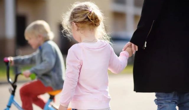 U BiH prošle godine usvojeno 25 djece