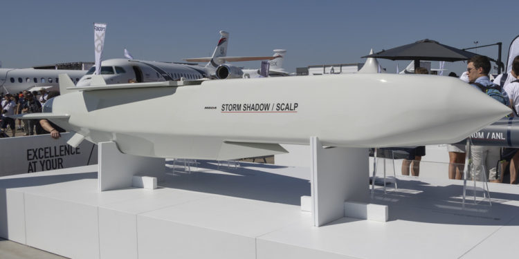 UK isporučuje Ukrajini više projektila dugog dometa za napad na Rusiju – Bloomberg – RT World News