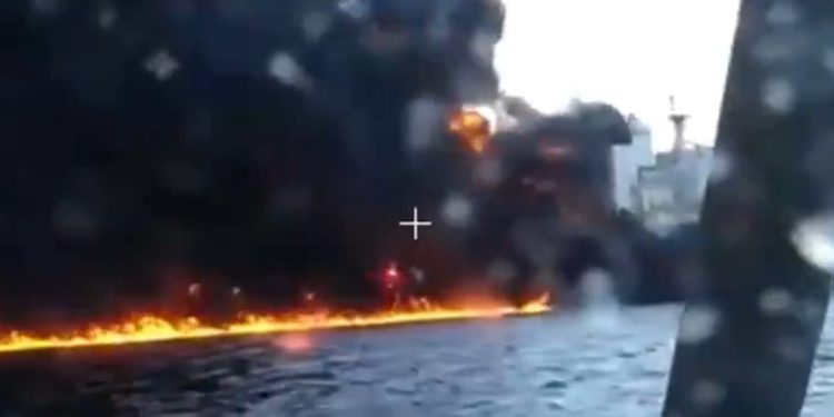 Ukrajinci uništavaju ruske tankere, procurila snimka: ‘Ovo će ih naučiti pameti’