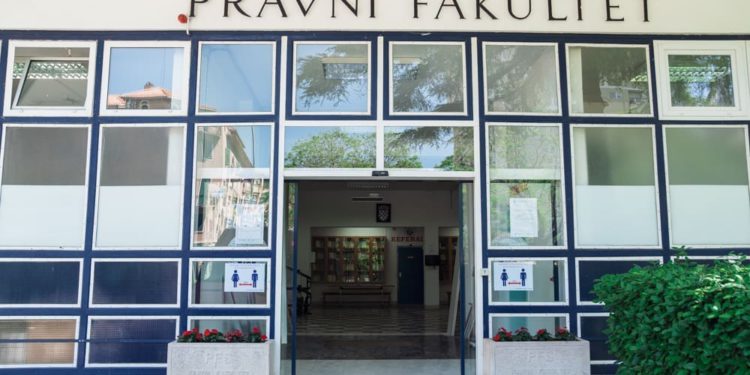 Umirovljena splitska profesorica koju su studenti obožavali dobila počasno priznanje