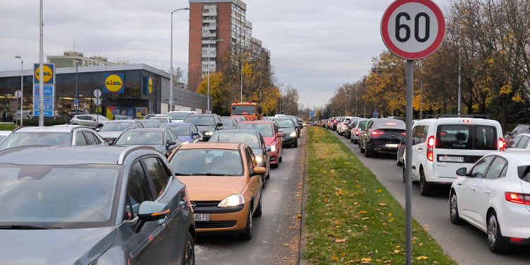 (Uživo) Prometni kaos zbog sanacije požara u Vjesniku: Izbjegavajte ove dijelove Zagreba