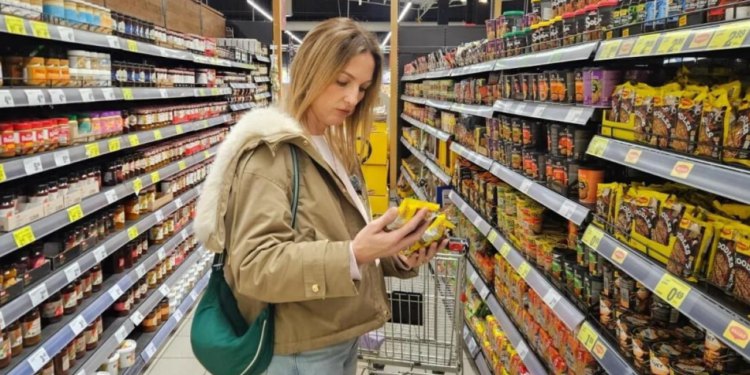 VIDEO Masovno konzumiramo proizvod koji je s polica povučen rekordnih 35 puta samo u zadnje 3 godine. Imamo detalje