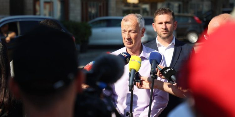 VIDEO Završeni radovi na rekonstrukciji cjevovoda u Velebitskoj ulici: Sigurnija opskrba vodom za istočni Split, Stobreč i Podstranu