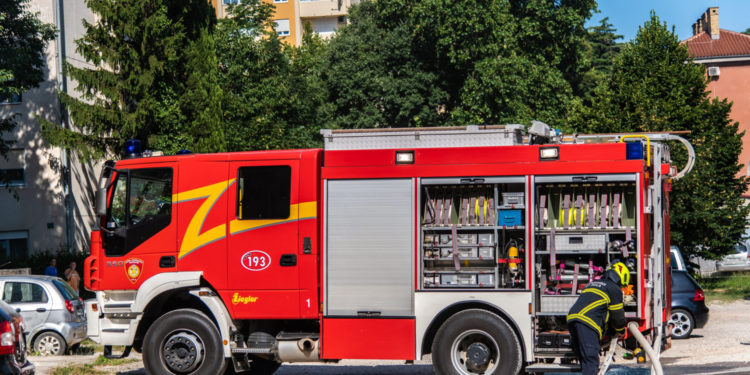 Veliki požar u Istri: Gori hotel i kasino