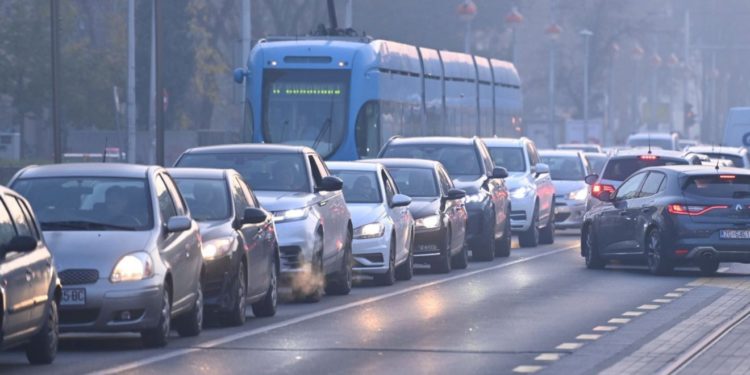 Vozačima u Zagrebu već od danas prijete kazne do 2700 eura: Čuvajte se utorka