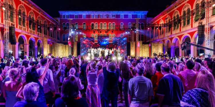 ZNAŠ LI DI ĆEŠ? Ovo je web lokacija gdje ćete pronaći sva događanja u srednjoj Dalmaciji!