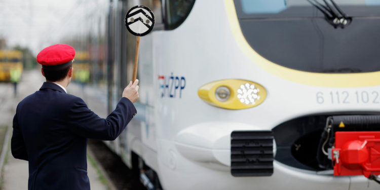 Zagrepčane najranije ujutro dočekao kolaps na kolodvoru: ‘Vlak zbog gužve nije mogao krenuti’