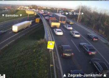 Zagrepčani će kasniti doma: Teški kaos na cestama, diljem grada nekoliko prometnih nesreća