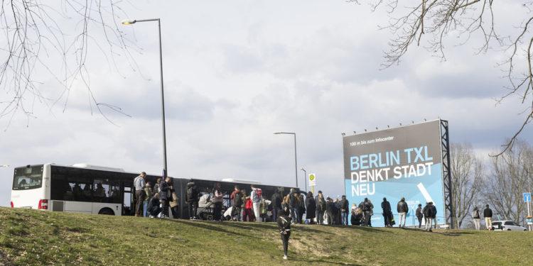 Zahtjevi za azil u Njemačkoj ‘stremoglavo padaju’ – mediji — RT World News