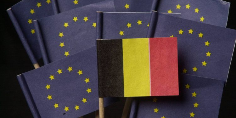 Zaigrao se: Bivši povjerenik EU-a koji je nadgledao zamrzavanje ruske imovine, optužen za pranje novca