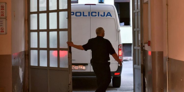 Zbog mučenja i ubojstva hrvatskih vojnika kod Vodica uhićen bivši zapovjednik SAO Krajine