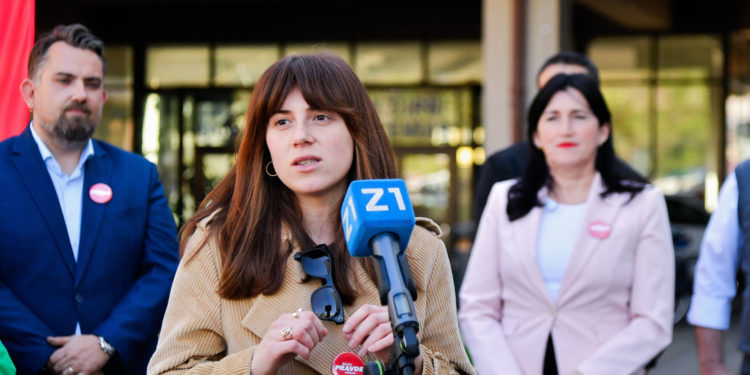 Žena koja je zapalila eter: O njoj danima bruji skoro cijela Hrvatska, a buduća je predsjednica stranke
