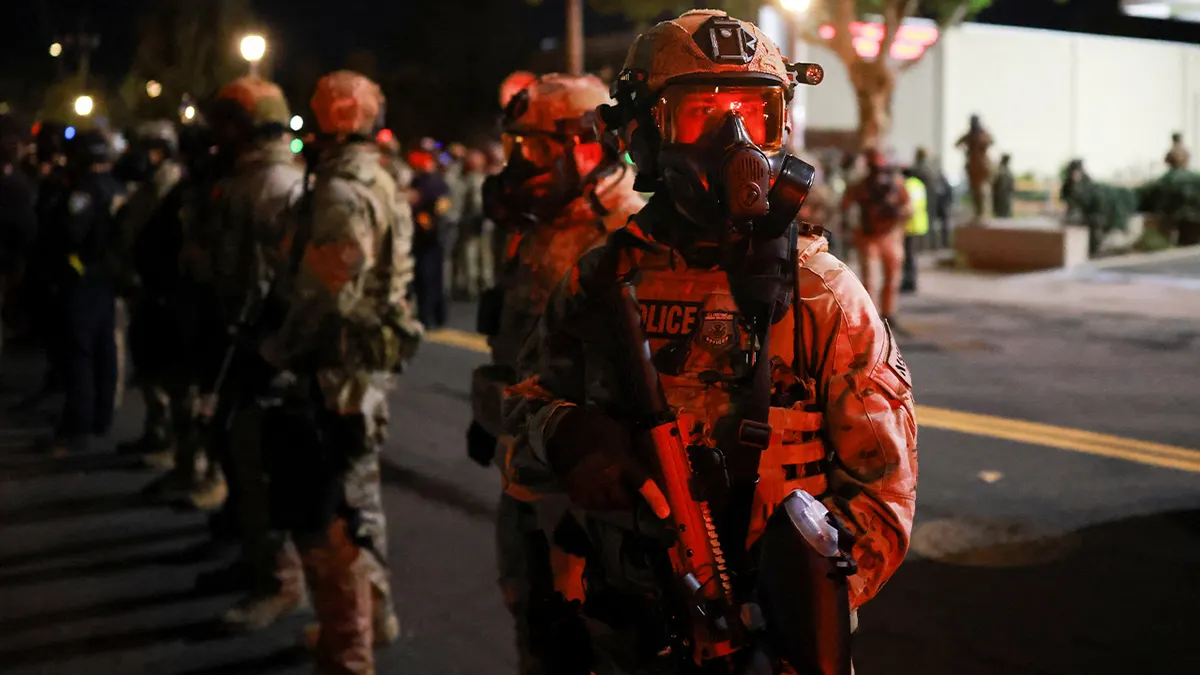 Provedba zakona u Portlandu tijekom pobune protiv ICE-a