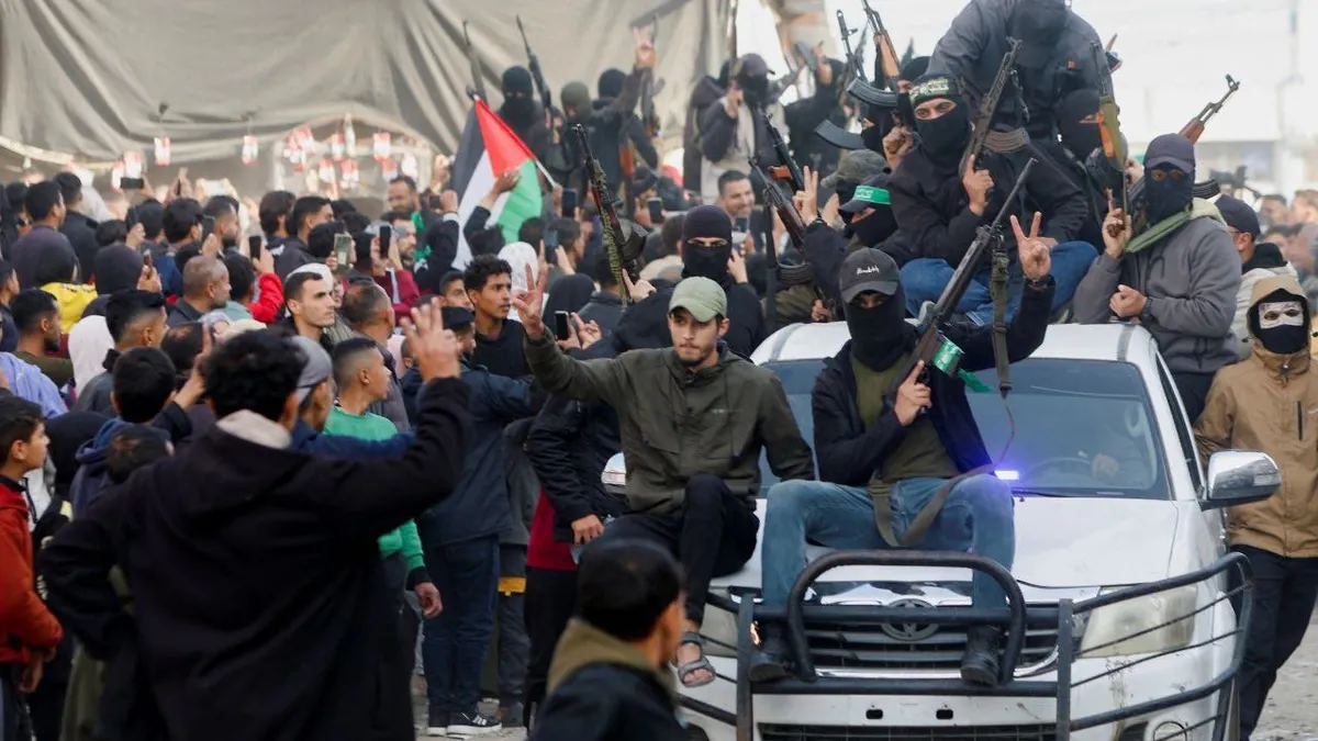 Osumnjičeni teroristi u Gazi izlaze iz skrovišta dok je u tijeku dogovor o prekidu vatre za taoce u oblasti Deir al-Balah u Gazi.