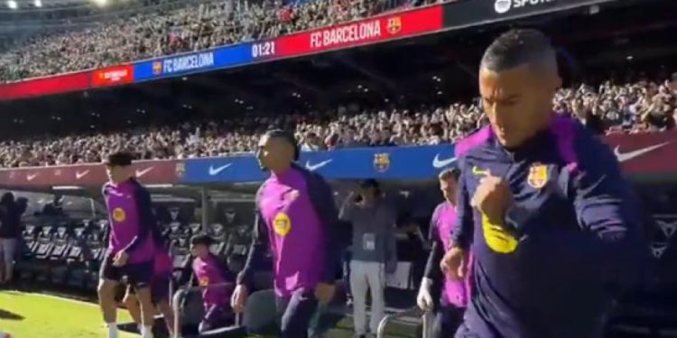 na treningu prisutno preko 20 tisuća navijača