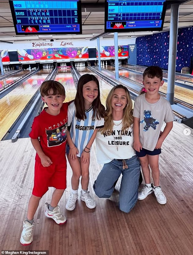 Služba za zaštitu djece pokrenula je istragu o strastvenoj influencerici nakon što je otkrila da je navodno uputila školsku medicinsku sestru da 'više puta' da Ritalin njezinom sedmogodišnjem sinu Hayesu (na slici 7. lipnja)