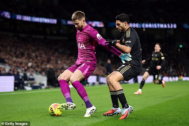 Guglielmo Vicario nije jedini krivac za katastrofalan poraz Spursa u subotu navečer