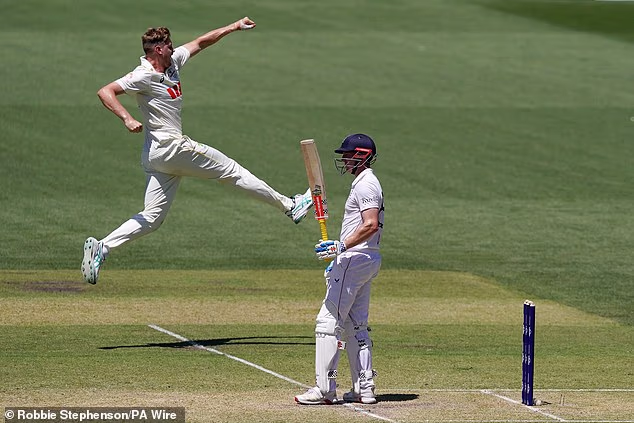 Ova engleska momčad slabi su ljudi čiji su se karakteri topili poput sladoleda na suncu Južne Australije