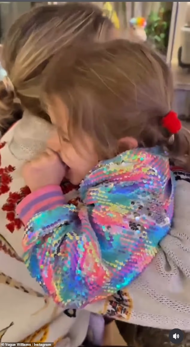 Bila je oduševljena što je ponovno ujedinjena sa svojim dječacima