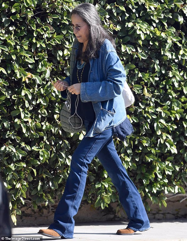 Wheeler je rođena u New Yorku, a svoju profesionalnu glumačku karijeru započela je u filmu 1982. kada je glumila medicinsku sestru u filmu Juha za jednog