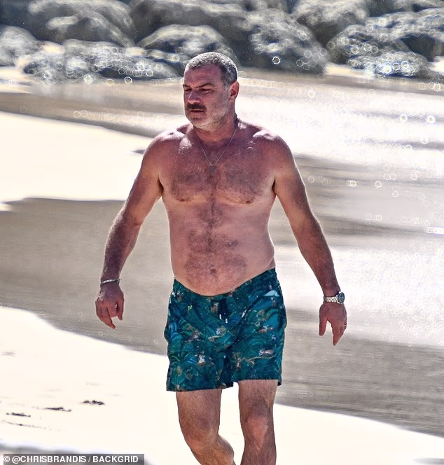 Izlazak je označio jasan kontrast u odnosu na protekle tjedne, kada je glumac bio nakratko hospitaliziran u New Yorku