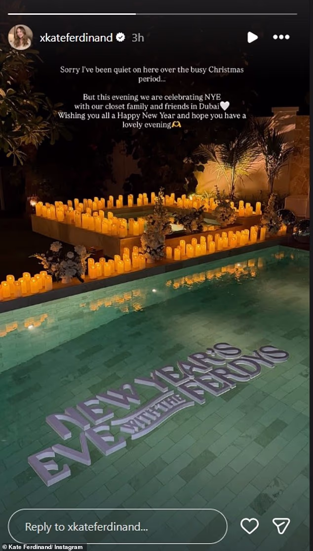Kate i Rio Ferdinand provode Novu godinu u Dubaiju nakon što su se preselili u UAE. Bivša zvijezda TOWIE (34) nije štedjela dok je njihov bazen prekrila svijećama