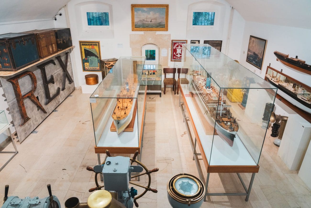 12 15 pomorski muzej 72