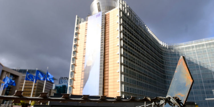 Anketa pokazuje ključna žarišta nezadovoljstva EU — RT World News