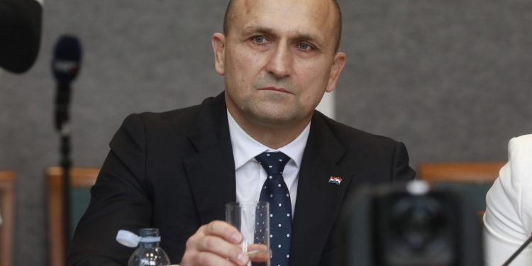 Anušić objasnio razliku između hrvatskih i srpskih Rafalea: ‘Nikako nas ne mogu ugroziti’