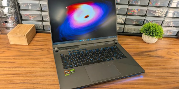 Asus ROG Strix G16 (2025) Review