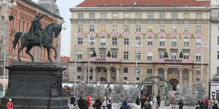 Brojni Zagrepčani ovo su jedva čekali: Na Trgu Jelačića napokon se ponovno otvara kultno mjesto
