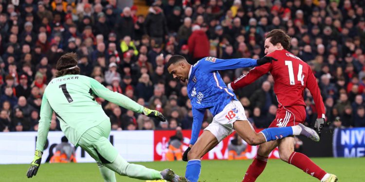 Buđenje, jurnjava Chiese, heroj za gol spašen