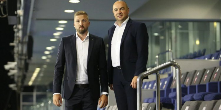 Da, istina je. Zar neki ne vjeruju?