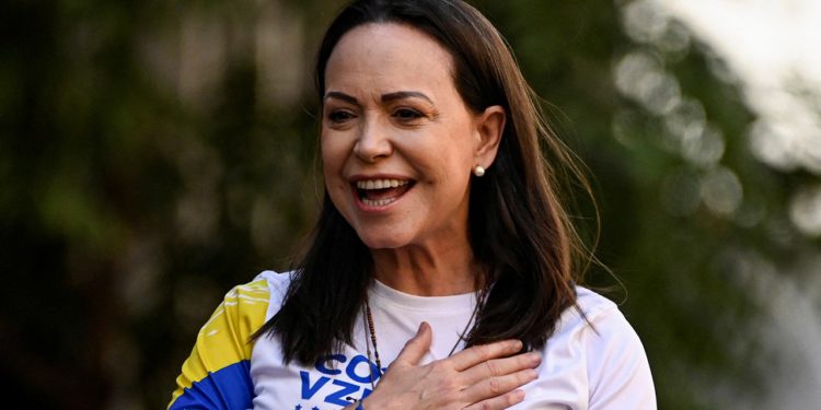 Dramatično spašavanje dovodi venezuelanskog vođu Machada u Norvešku po Nobelovu nagradu