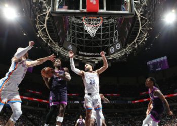 Edwards je fenomen: Wolvesi zaustavljaju Thunder. Knicks ko kod kuće s Philom