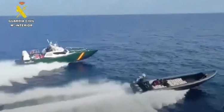 Europa preplavljena kokainom dok narko-podmornice uglavnom neprimjećene prelaze Atlantik