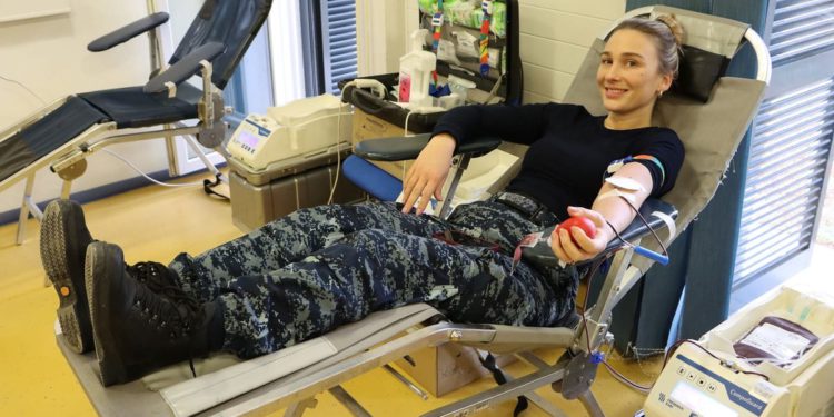 FOTO U vojarni u Lori održana akcija dobrovoljnog darivanja krvi