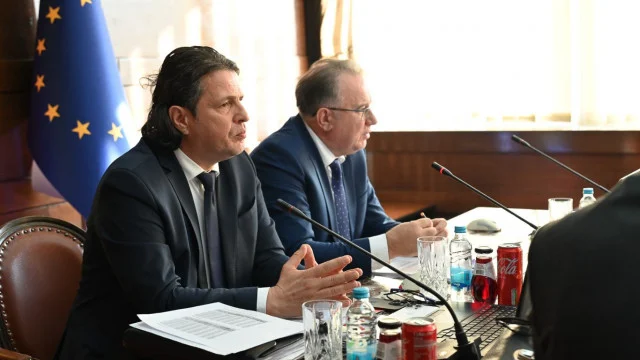 FOTO Vlada FBiH utvrdila proračun za 2026. težak 8,9 milijardi KM, najvažnija stavka povećanje mirovina