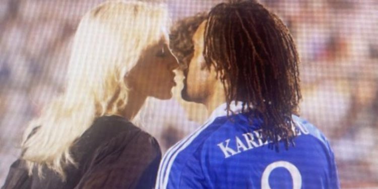 Fotografija, priča, ljubav Karembeua i Adriane Sklenarikove