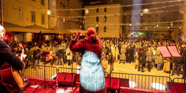 Grupa Pavel ispunila Pjacu zadnje subote ove godine, sutra stiže Vanna