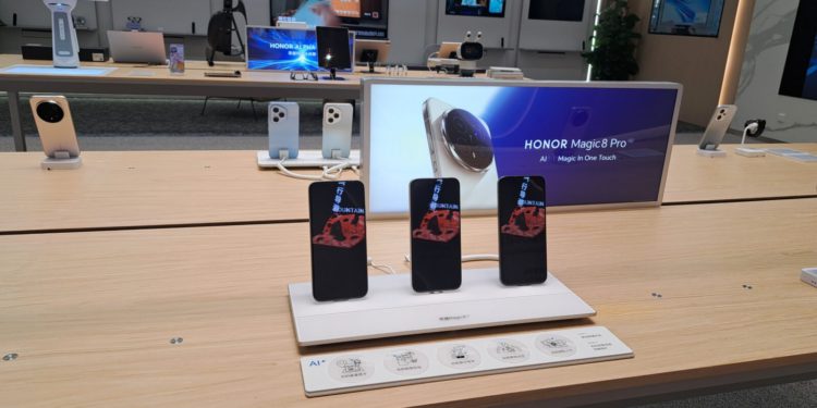 Honor Magic8 – mobitel koji se sam razvija uz AI