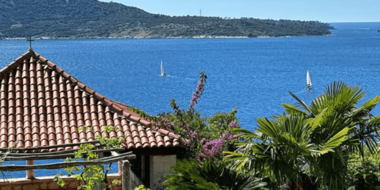 Hrvatski političar gradi kuću s bazenom u Dalmaciji