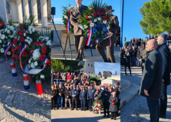 Hvala vam, branitelji: Položeni vijenci i upaljene svijeće kod križa na Srđu (FOTO)