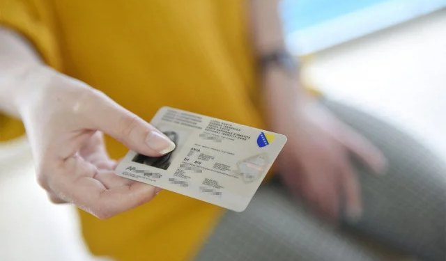 IDDEEA nema novca za registracije, osobne i vozačke