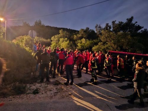 USPJEŠNA POTRAGA HGSS-a U VINIŠĆU Pronađena starija osoba: "Uspjeli smo, ali bila je pothlađena..."