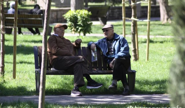 Idete u mirovinu sa 65 godina i manje od 20 godina staža? Primat ćete još manje novca